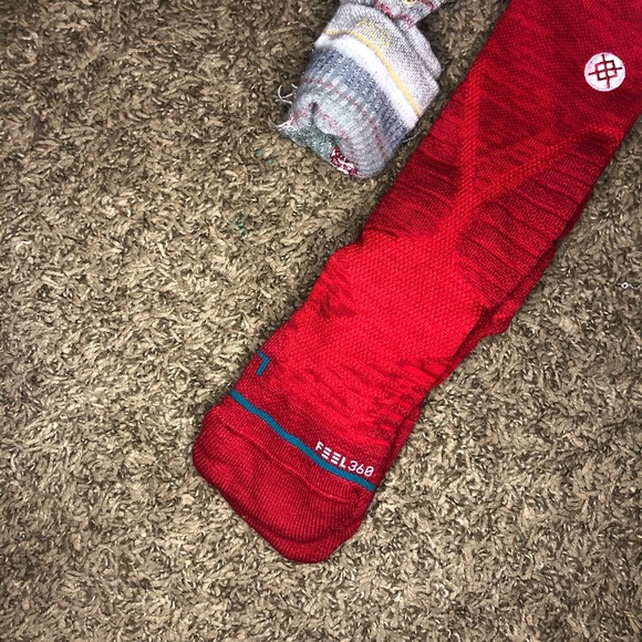 2 Like New Stance Socks - Picture 3 of 4